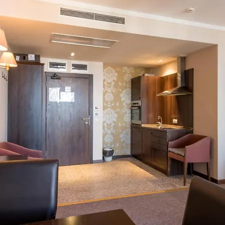 Apartment Gt Royal Beach